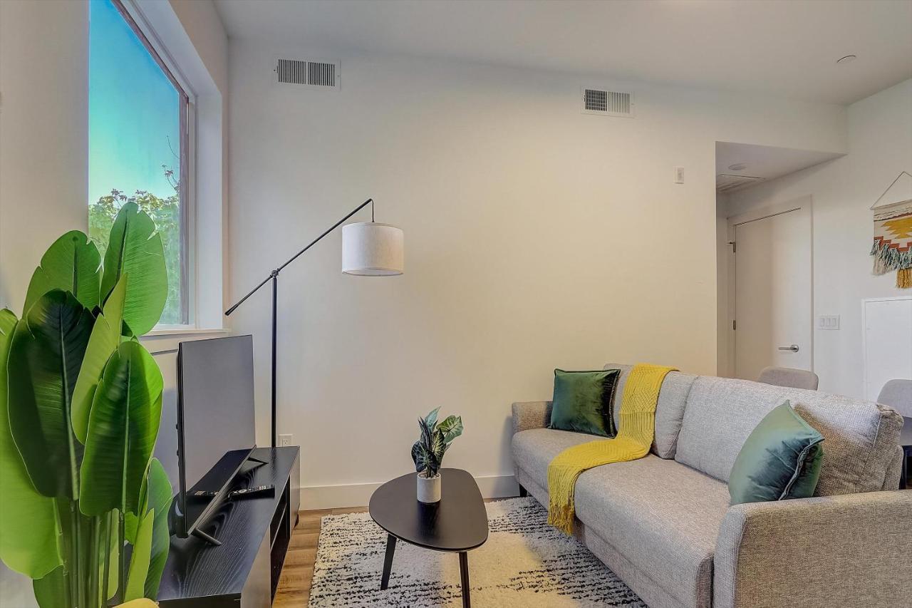 شقة Frontdesk The Glenwood Apts Brewerytown فيلادلفيا الغرفة الصورة